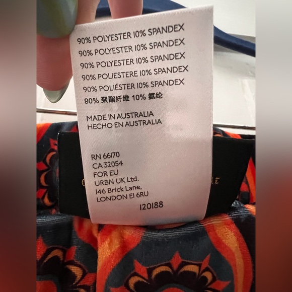 NWT Free People - Flare Street x
Barbara Hulanicki Velvet Ophir Pants Size M - Picture 11 of 11